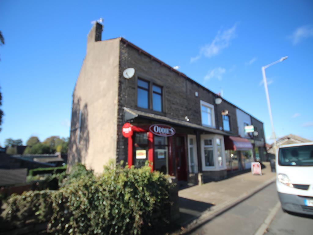2 bedroom flat To Let in Foulridge, Colne - IMG_4956.jpg